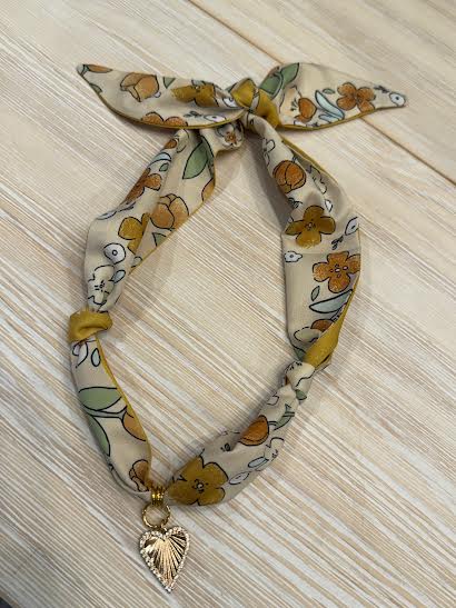dottie scarf necklace