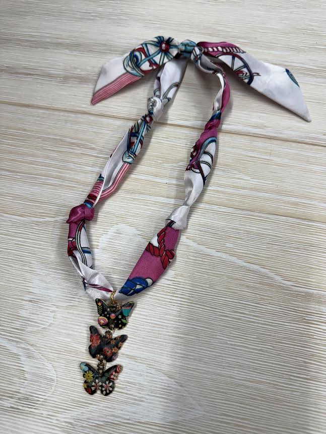 kylie scarf necklace