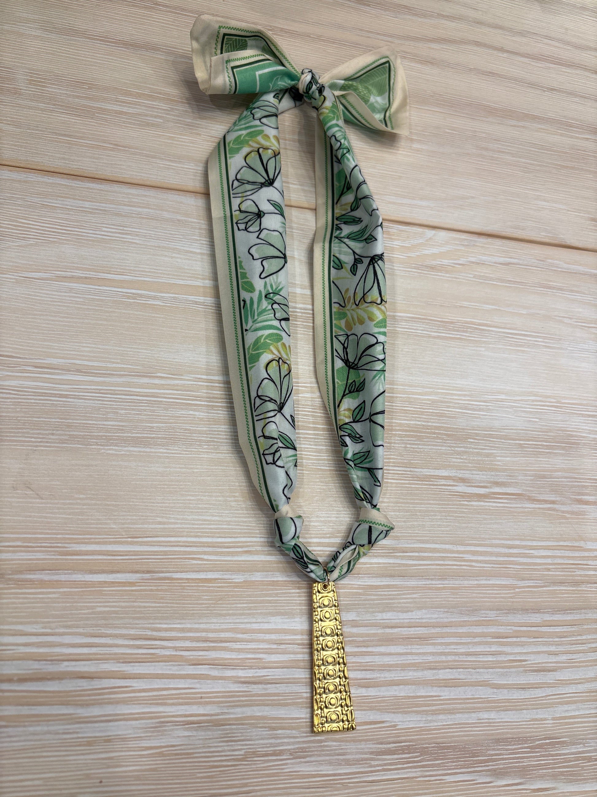 greenly scarf necklace