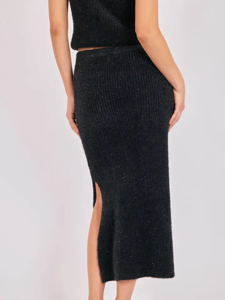 sadie&sage indie fuzzy midi skirt in black
