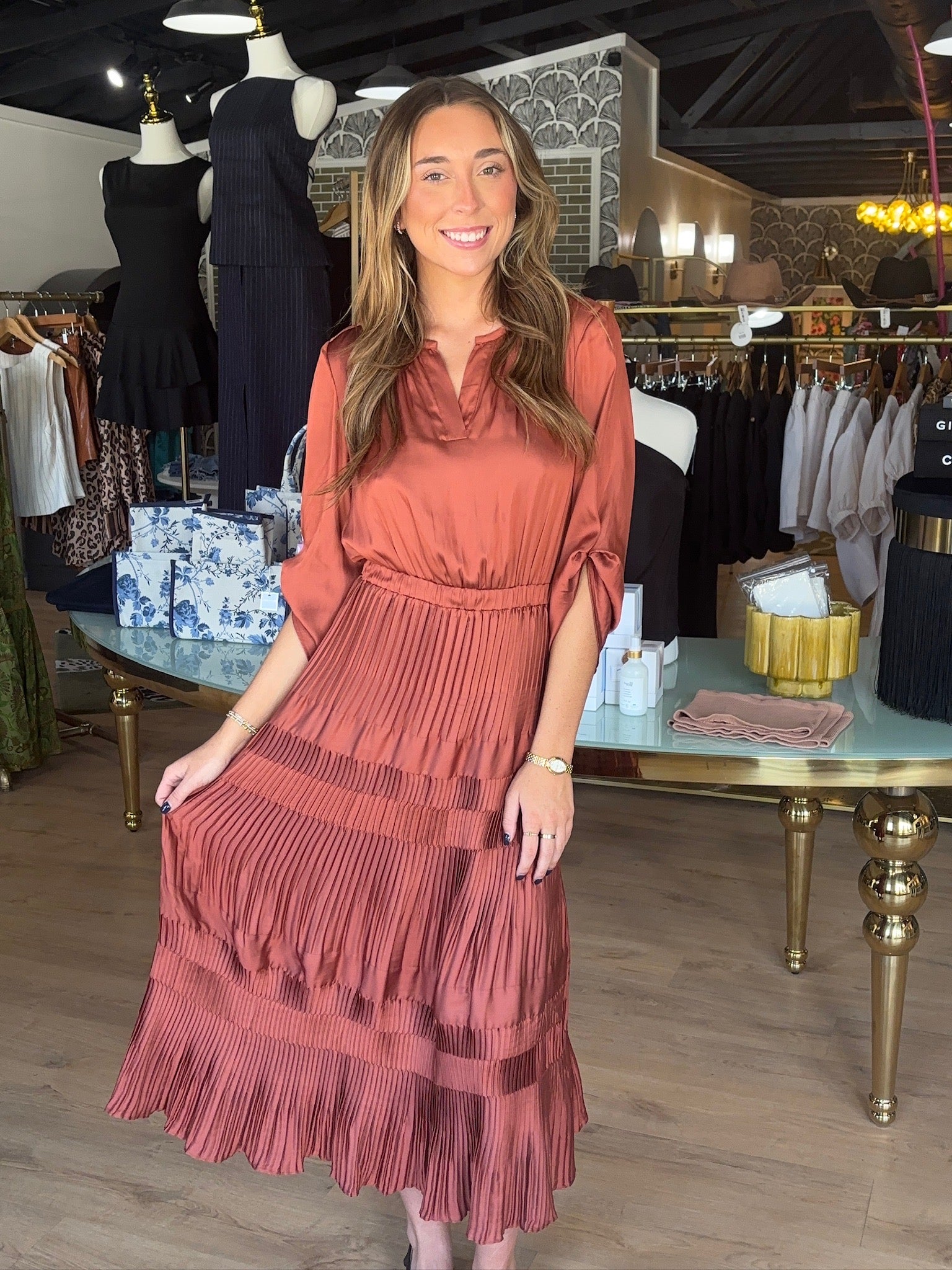 current air long sleeve dress in amber