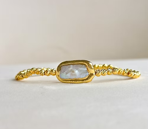 easton elle beam stretch bracelet with rectangle pearl