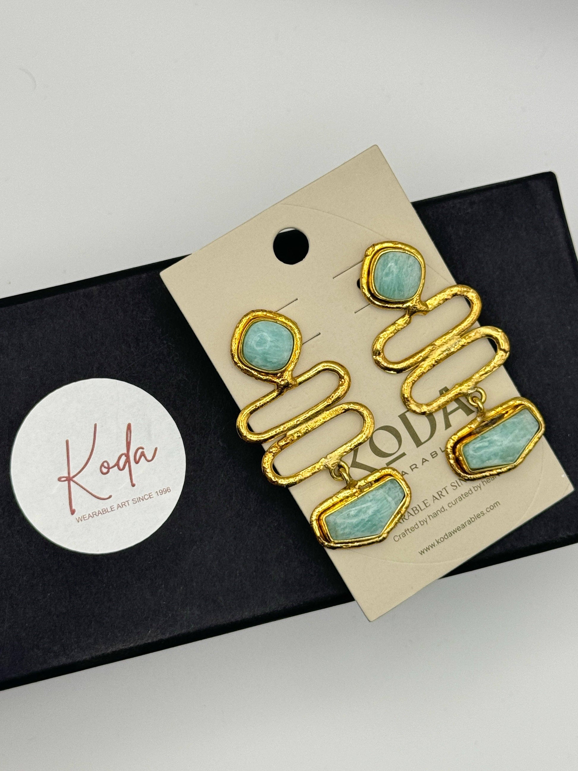 koda molly earrings in gold