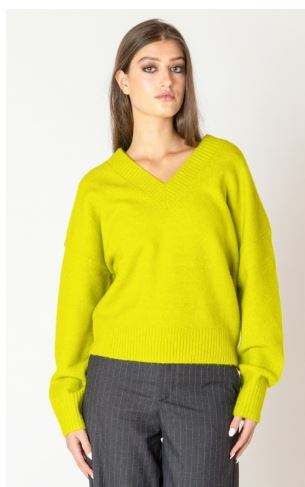 dex v-neck sweater in limelight