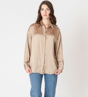 dex crinkle effect satin blouse in champange