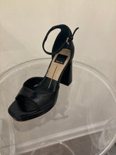 Load image into Gallery viewer, dolce vita pandro heel in midnight