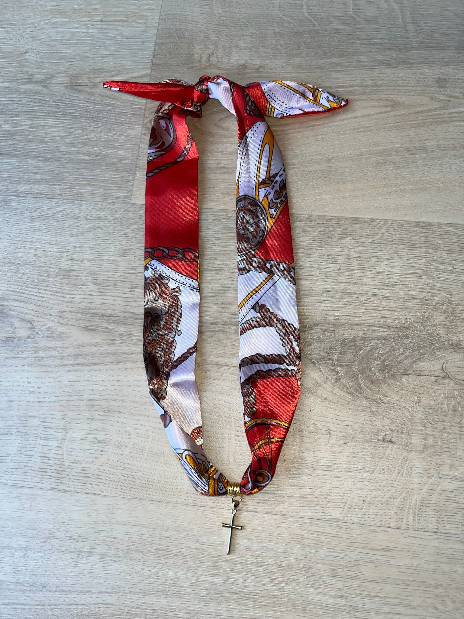 carrie scarf necklace
