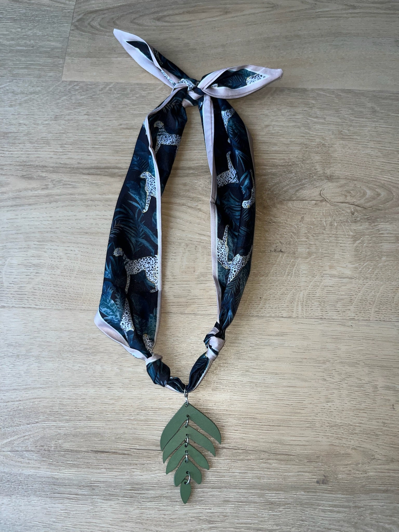 panther scarf necklace