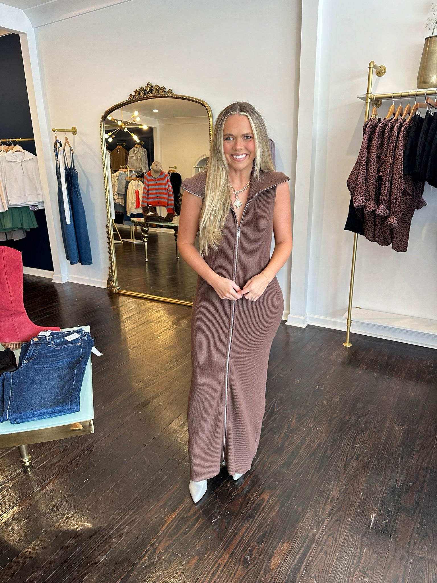 deluc paul zip up dress in chocolate
