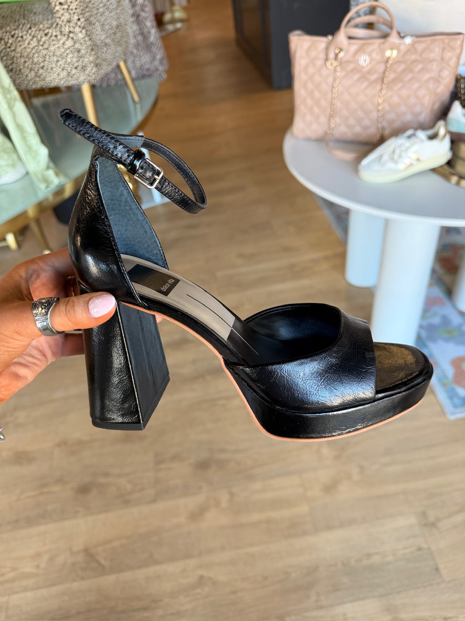 dolce vita pandro heel in midnight