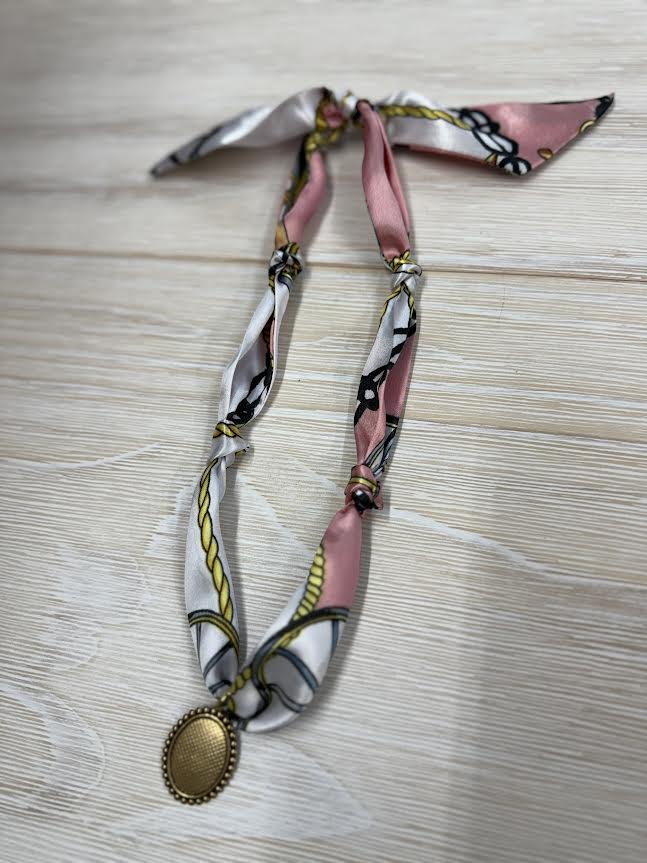 sloan scarf necklace