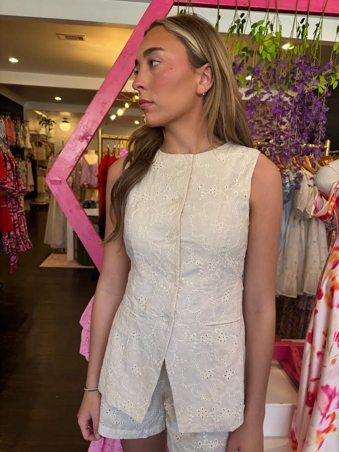 karlie eyelit button vest in natural