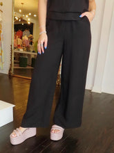 Load image into Gallery viewer, z supply soleil pant in black