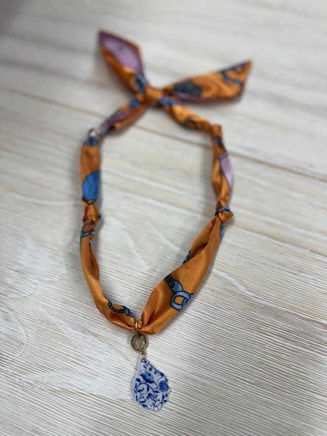 maya scarf necklace