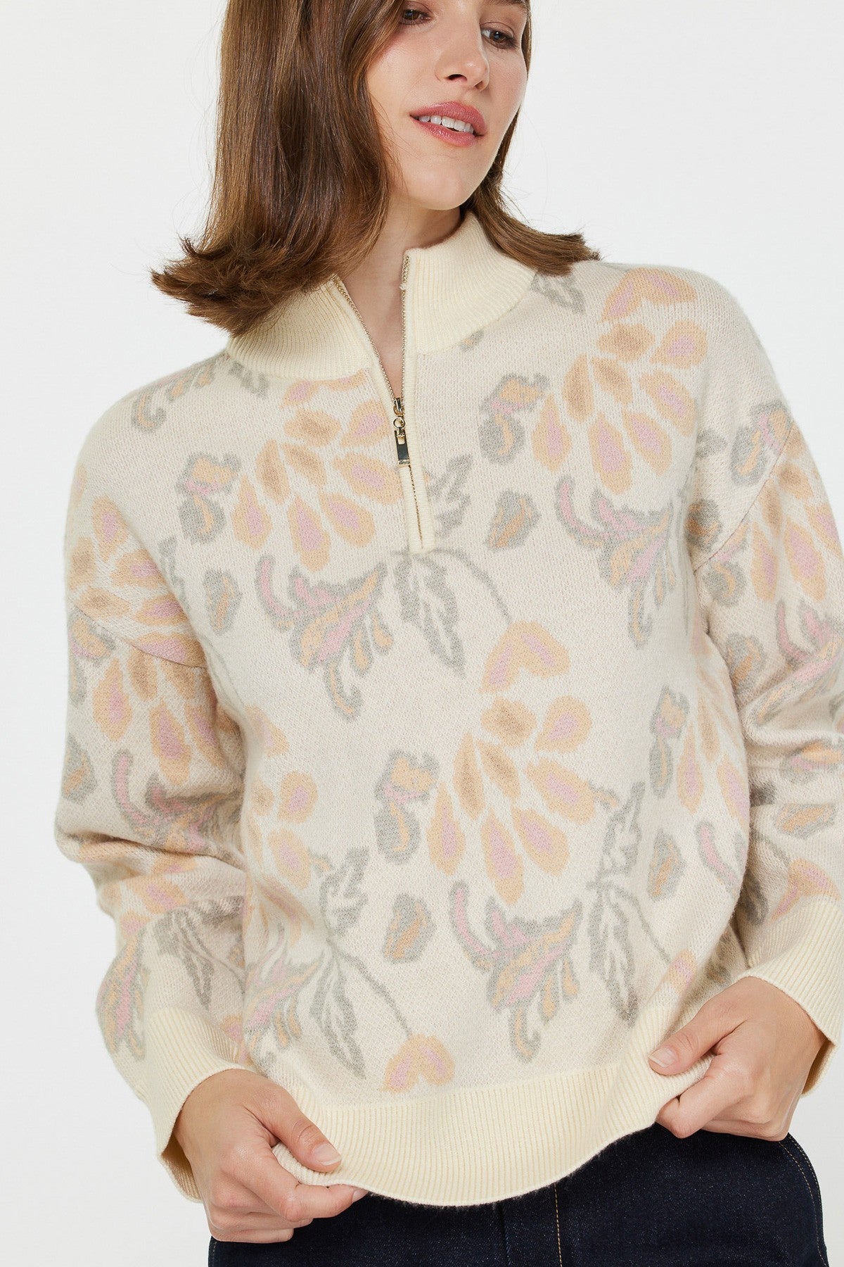 current air patterned jacquard half zip in cream multi