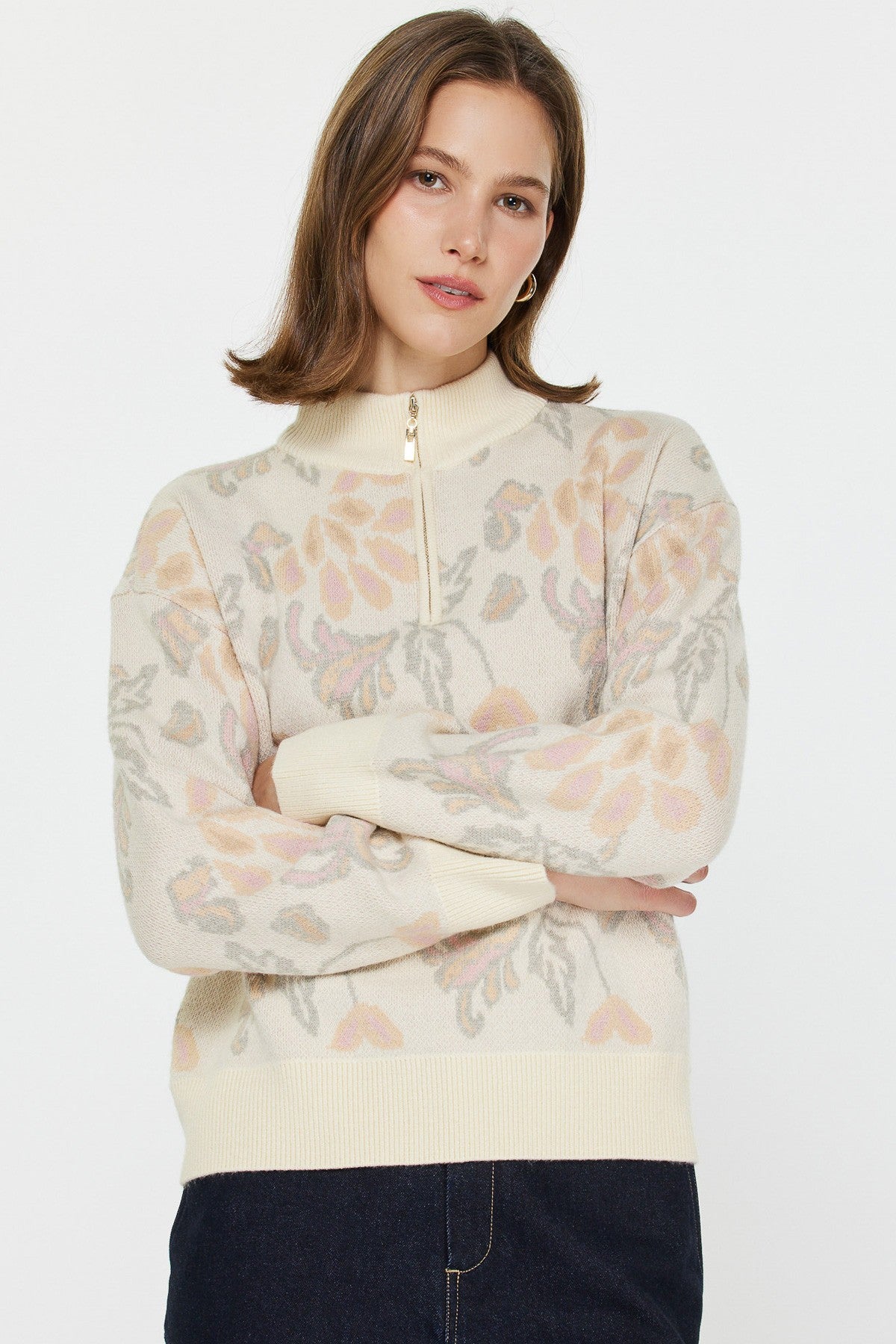 current air patterned jacquard half zip in cream multi