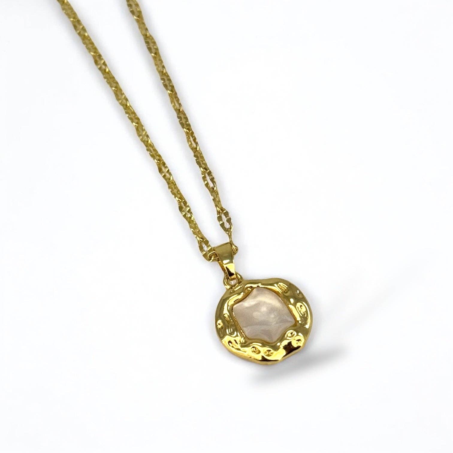 koda pearl coin necklace