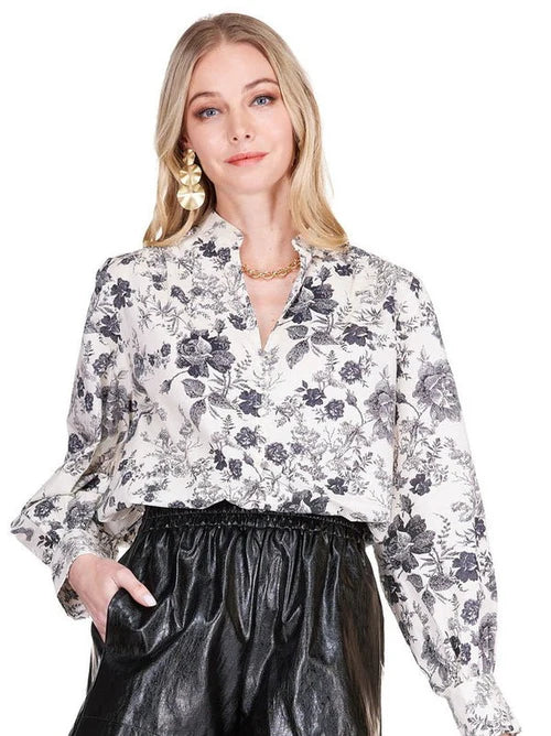 joy joy front split top in floral poetry