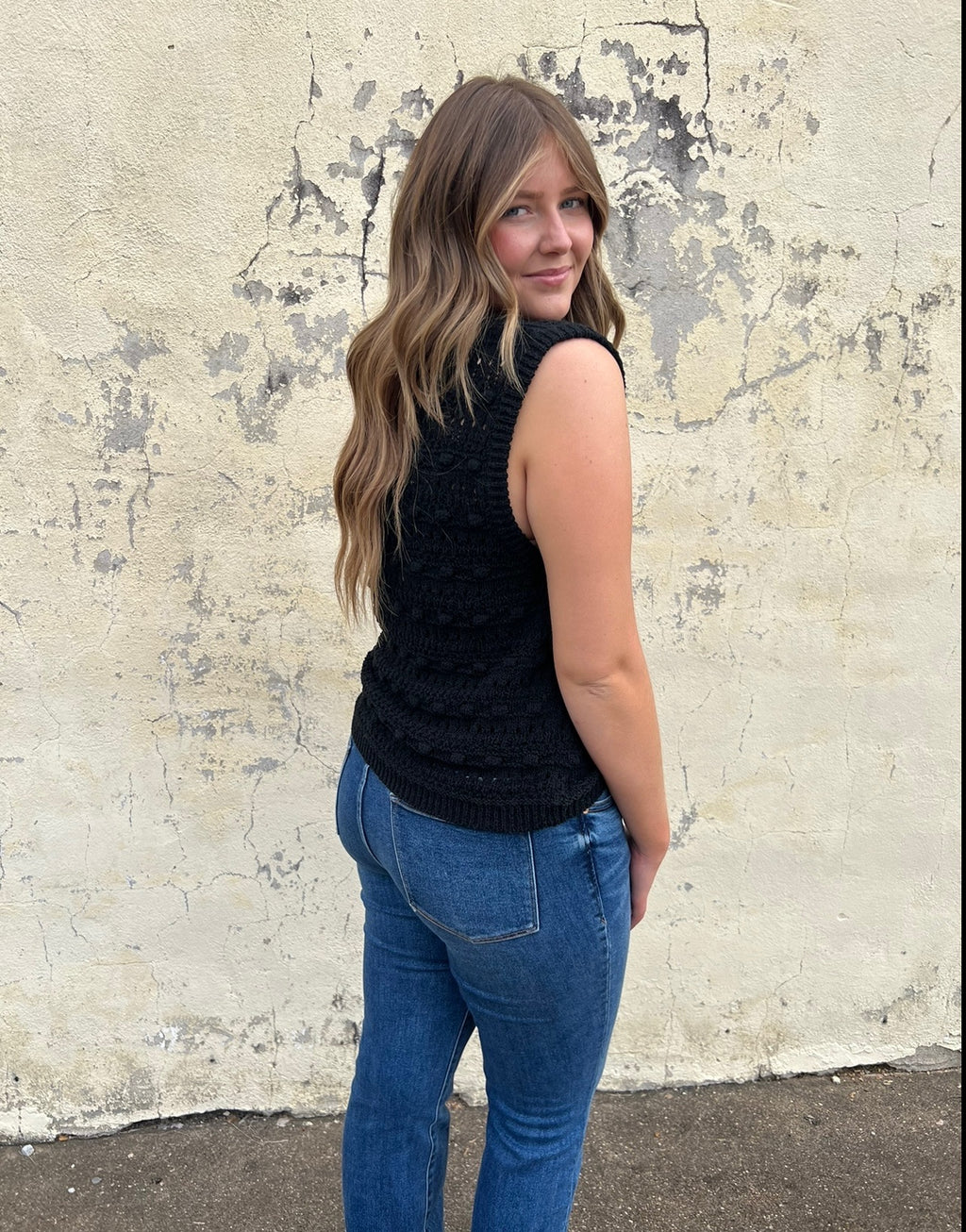 dear john magnolia top in black