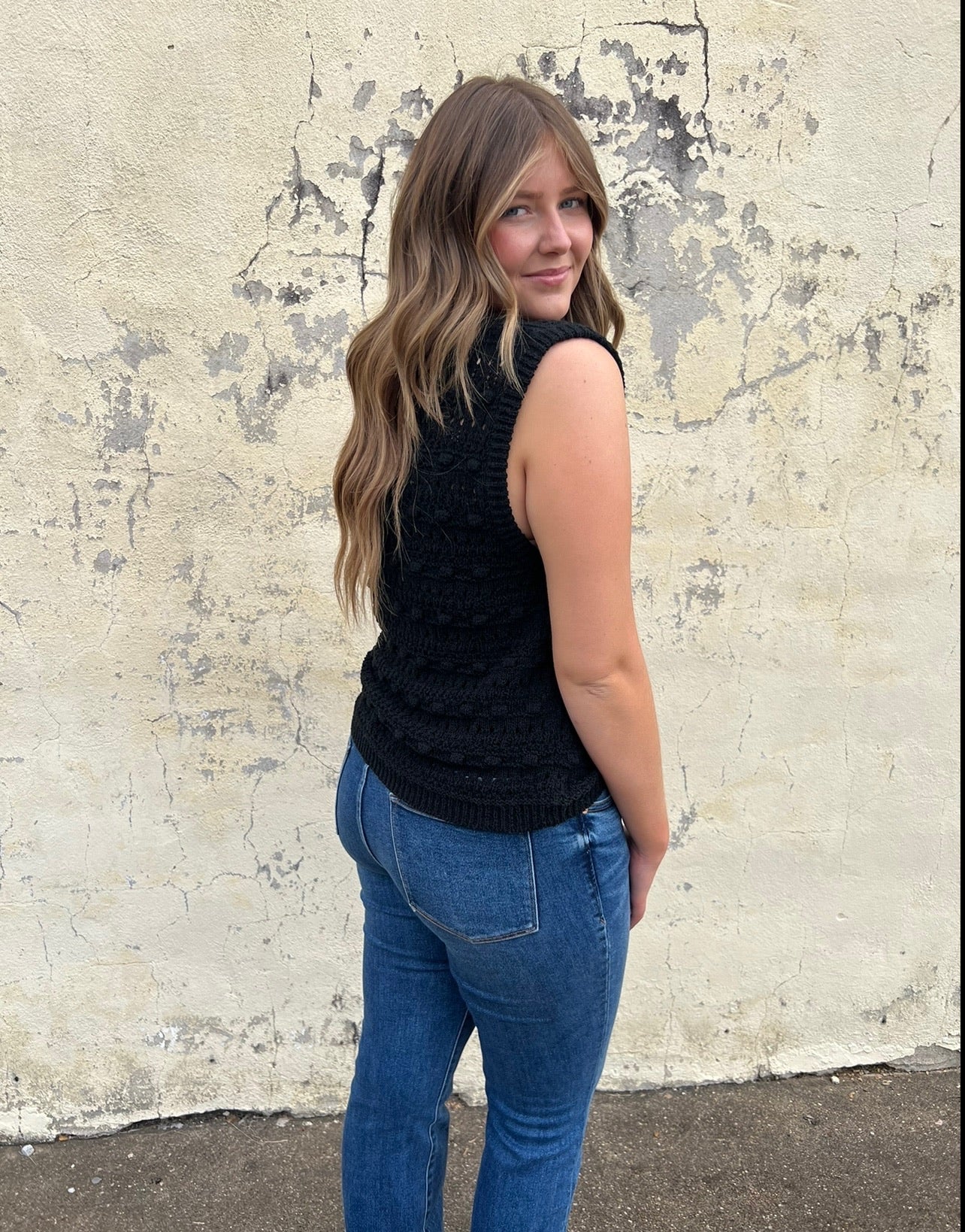 dear john magnolia top in black