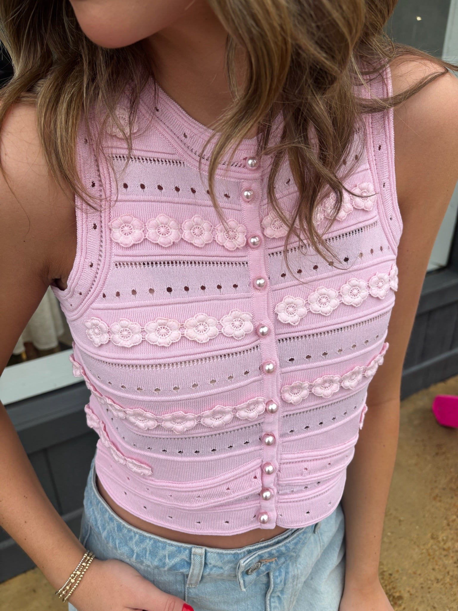 deluc malta knit vest in pink