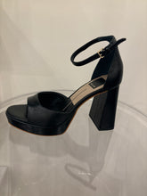 Load image into Gallery viewer, dolce vita pandro heel in midnight