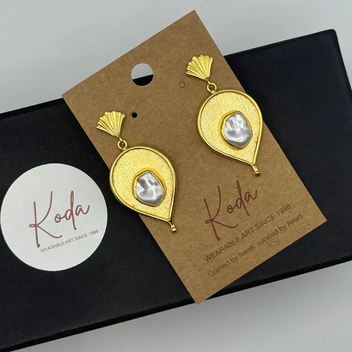 koda grace earrings in gold