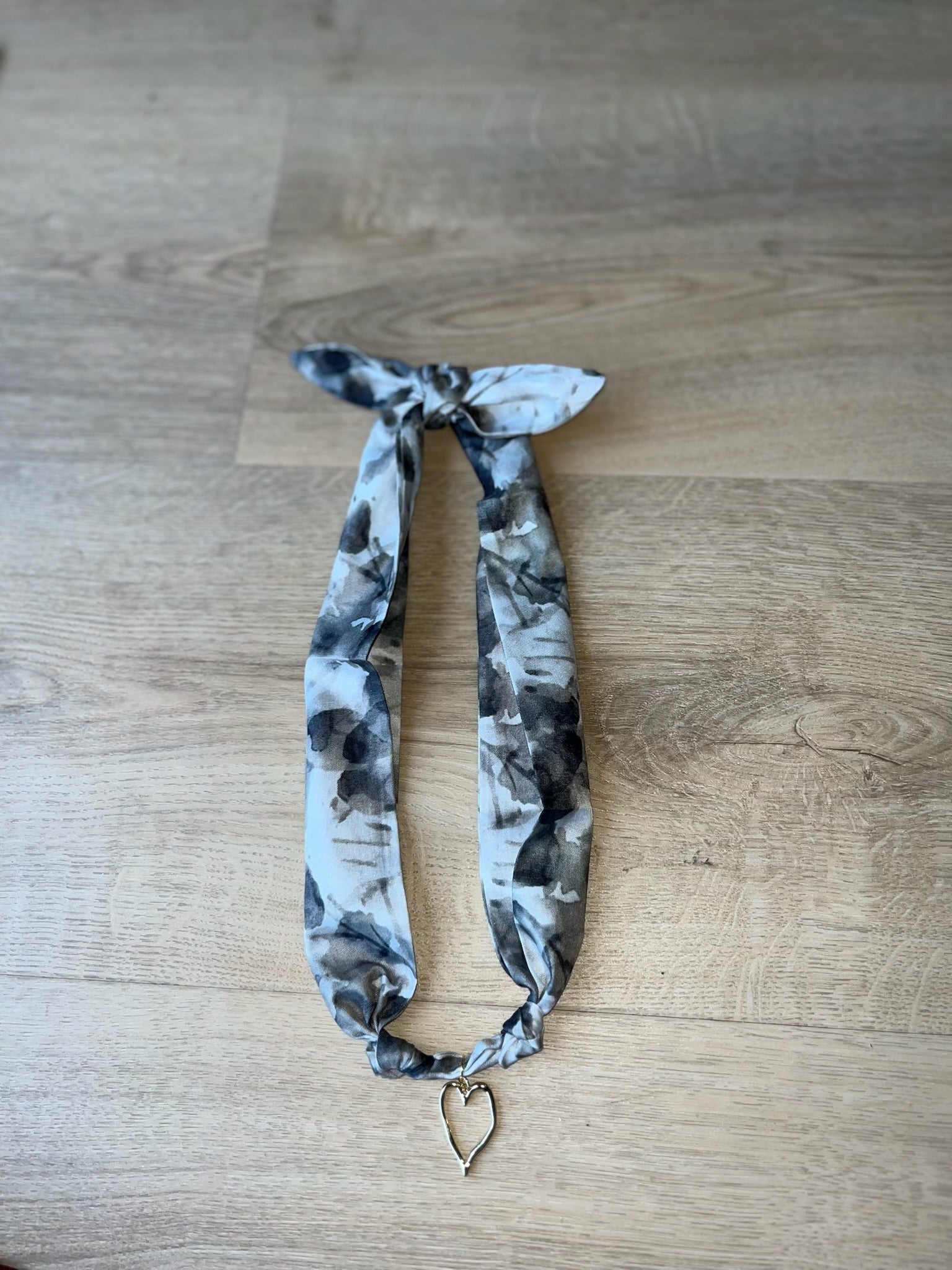 camo chic scarf necklace