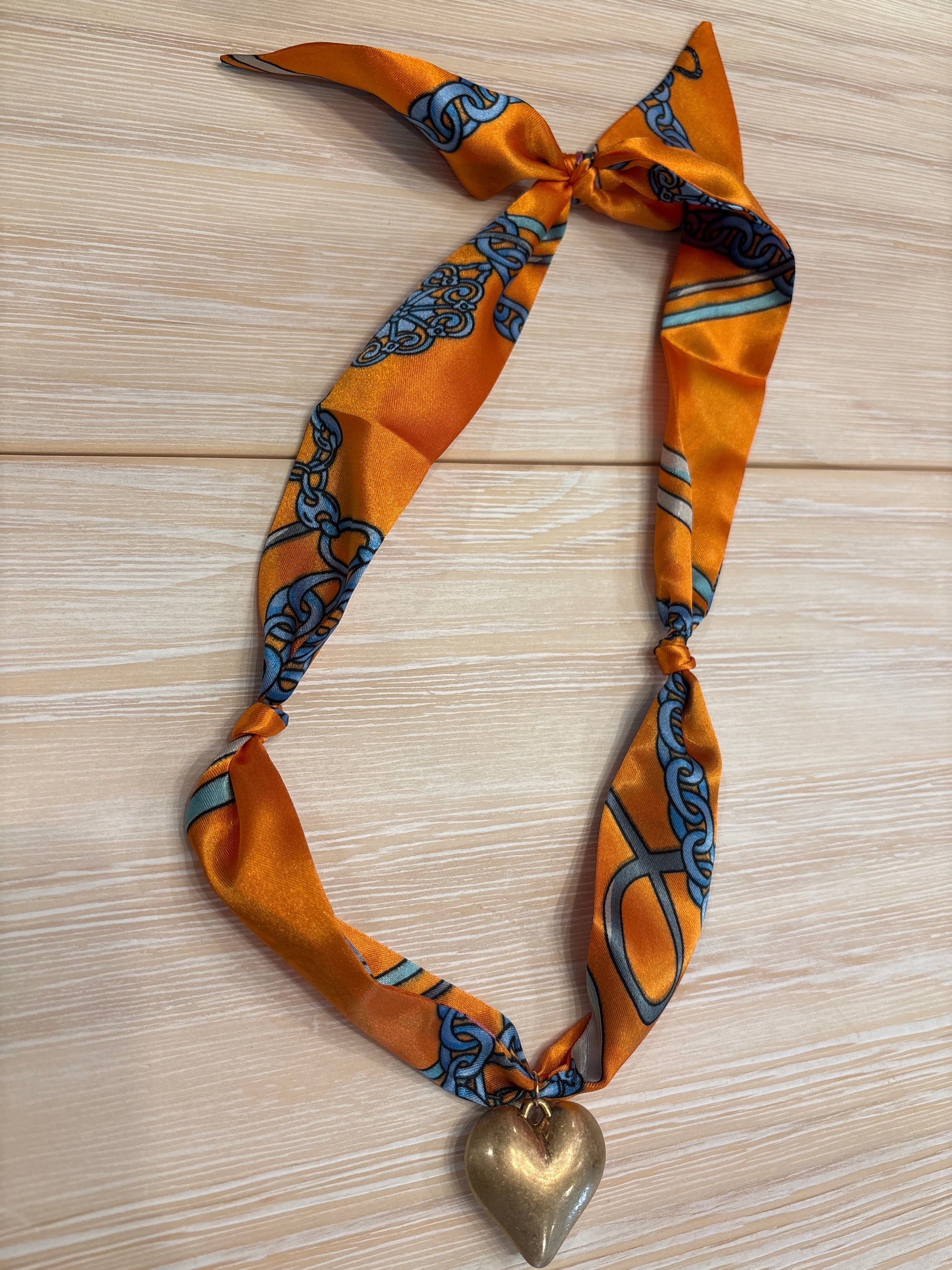 suzy scarf necklace