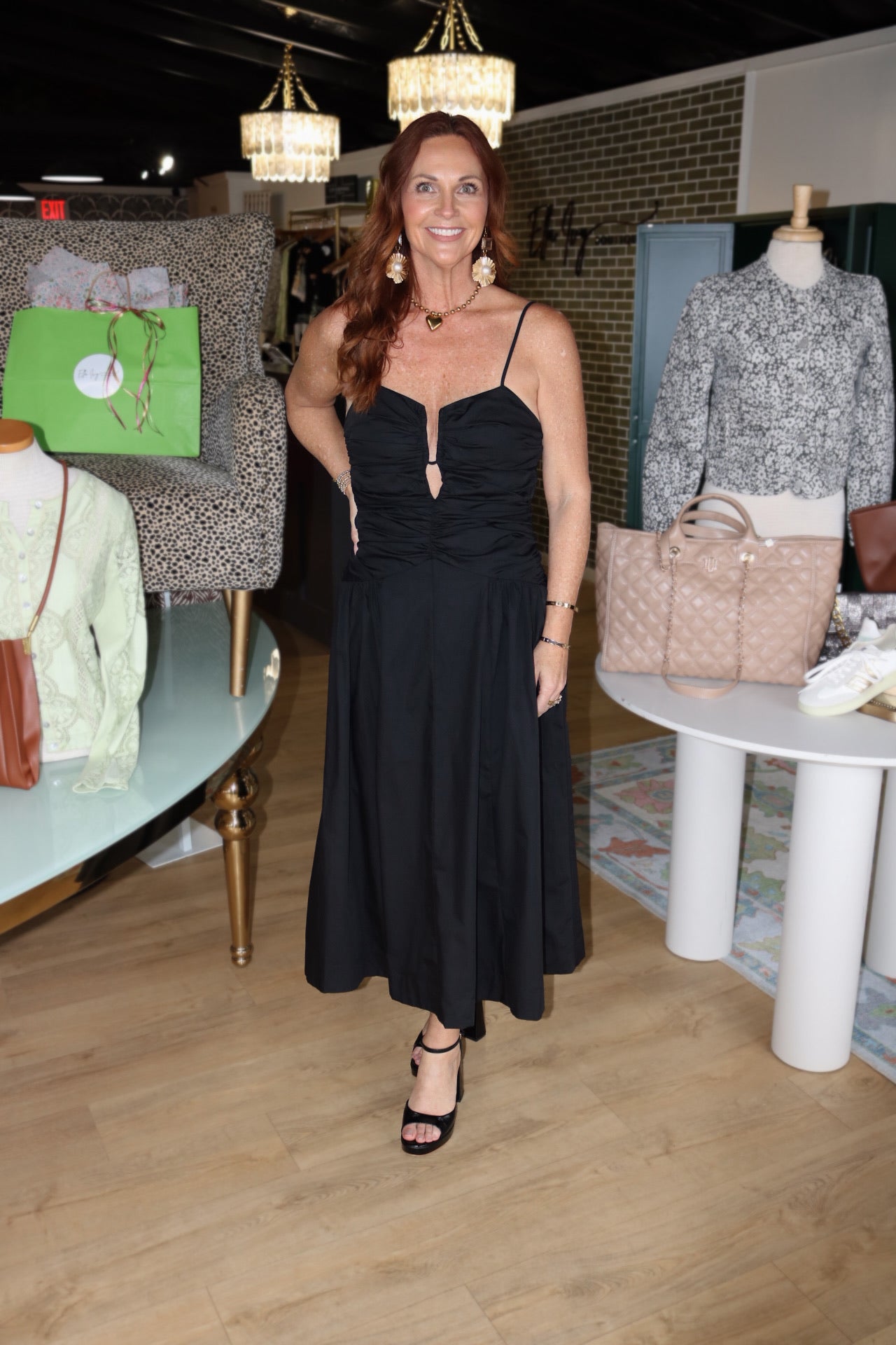 nia sawtelle dress in black