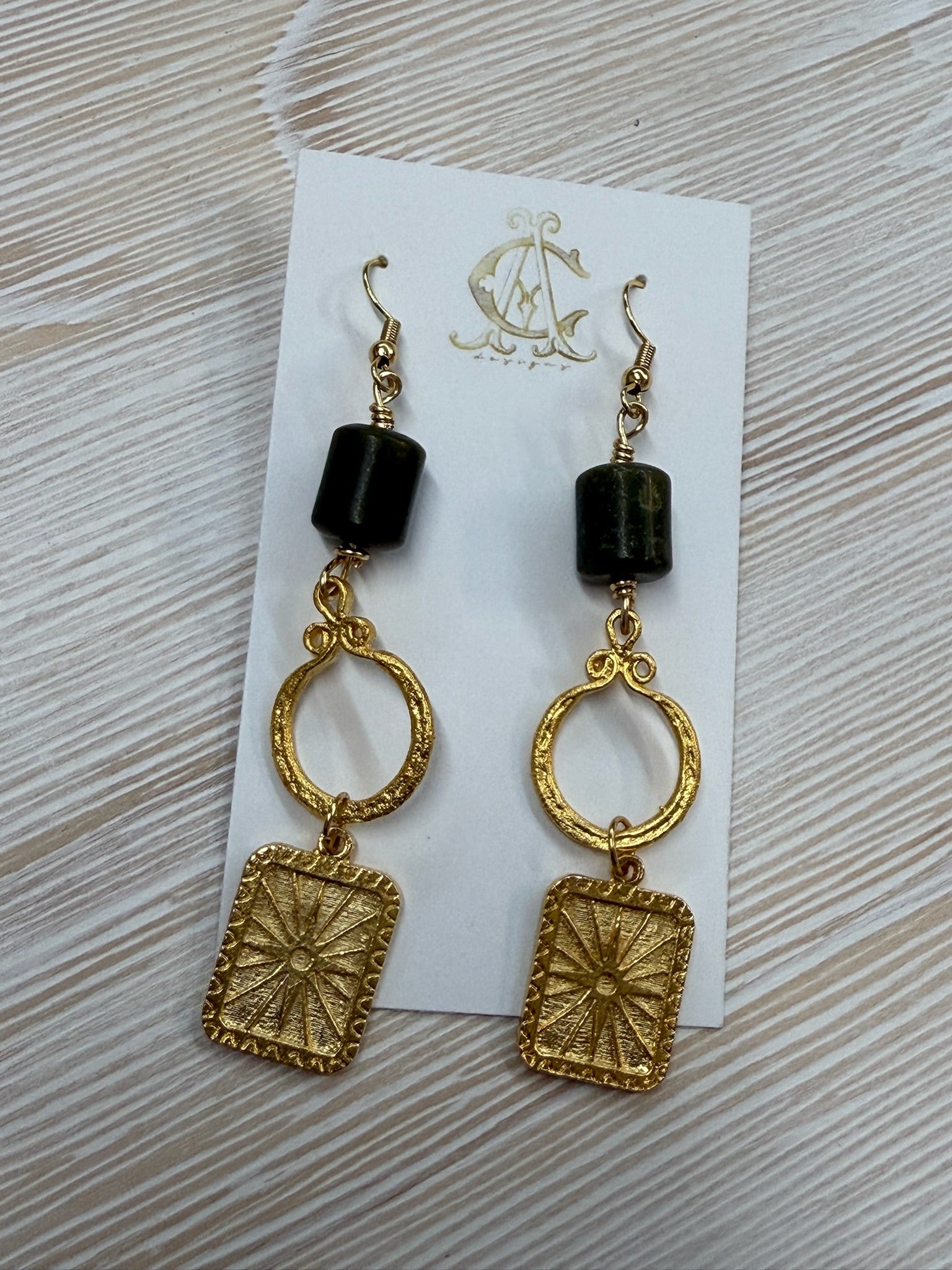 ac designs earring #127
