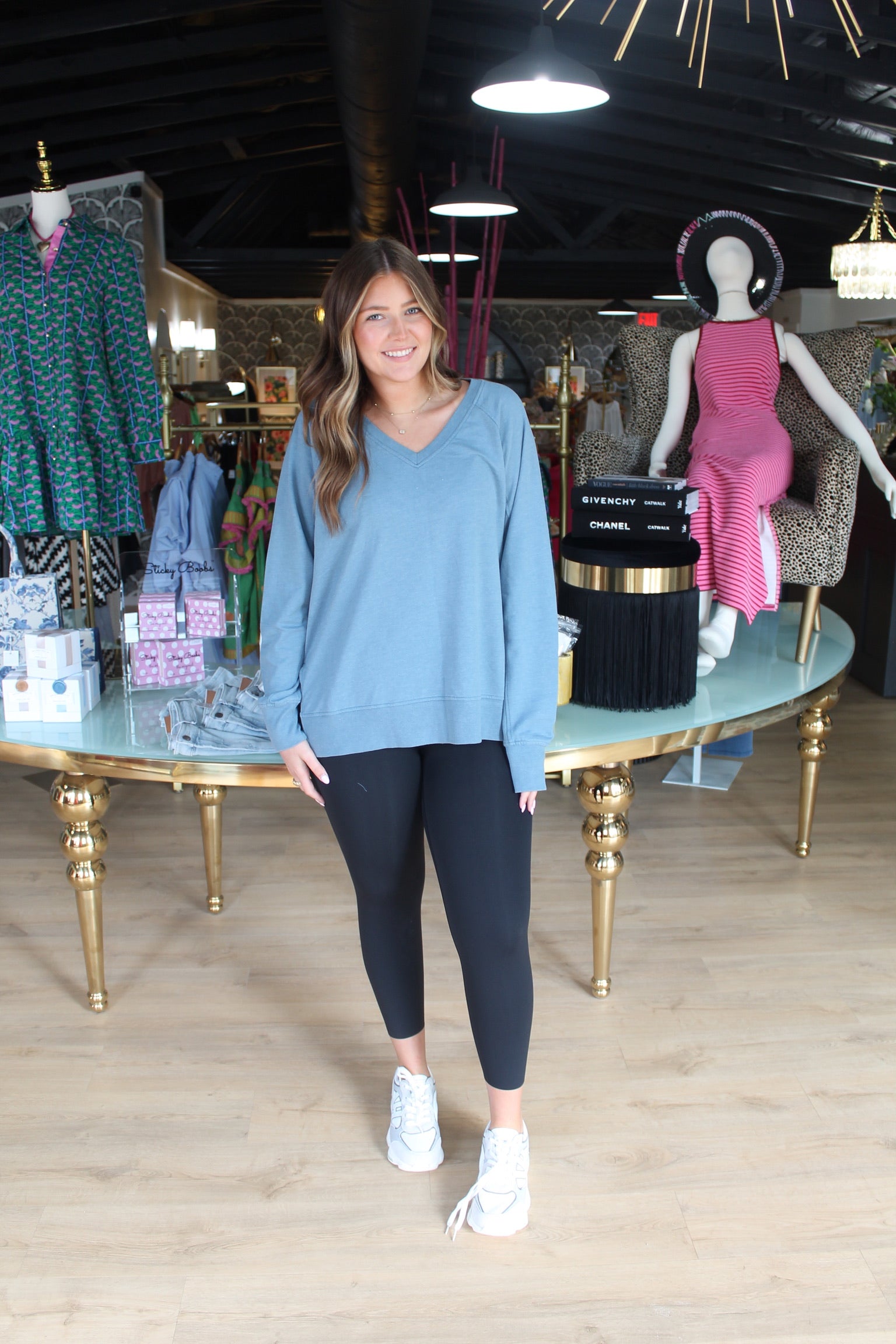 z supply weekender v-neck in boathouse