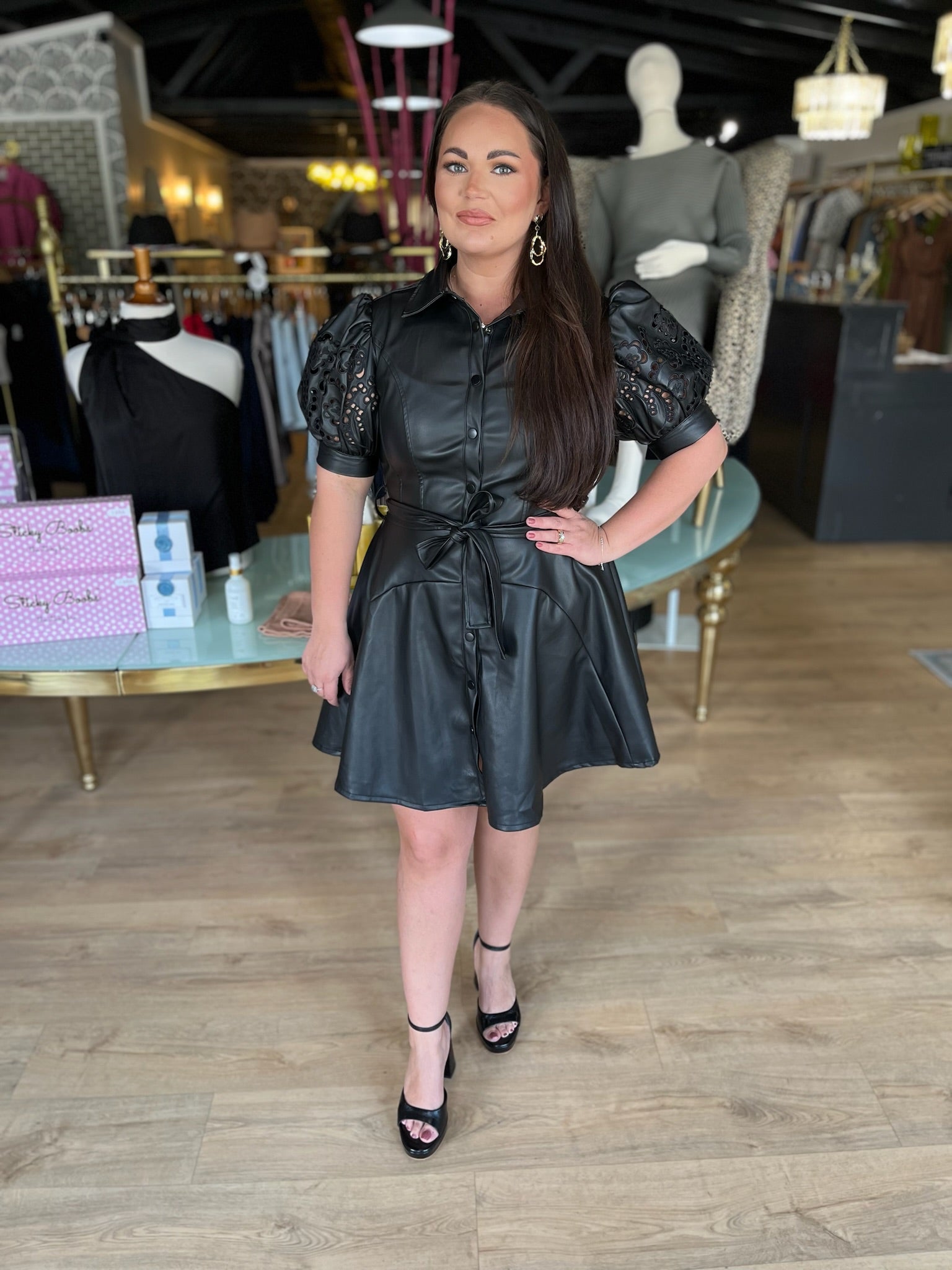 en saison nelly mini shirt dress in black