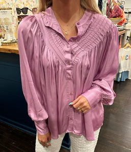 karlie solid satin pleat button up top in purple
