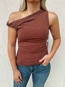 astr zivon top in brown