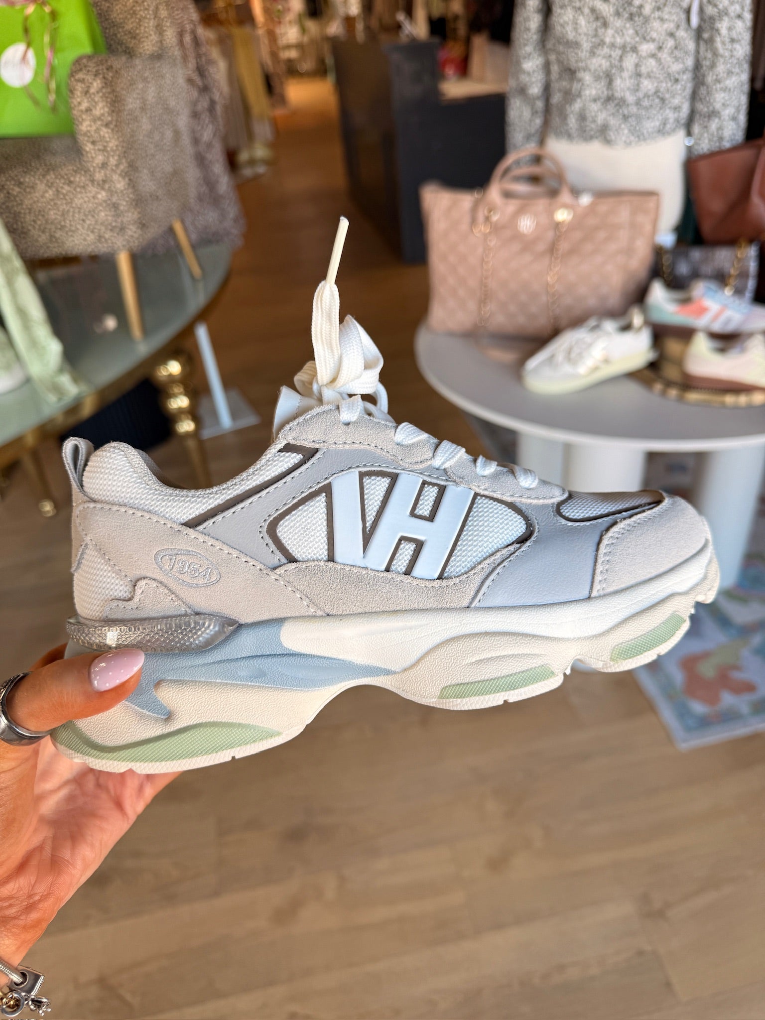 vintage havana dash 12 in whit/grey/taupe