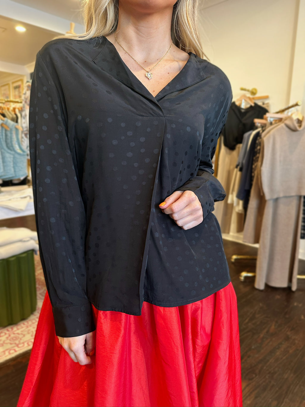 liverpool long sleeve popover in black dot