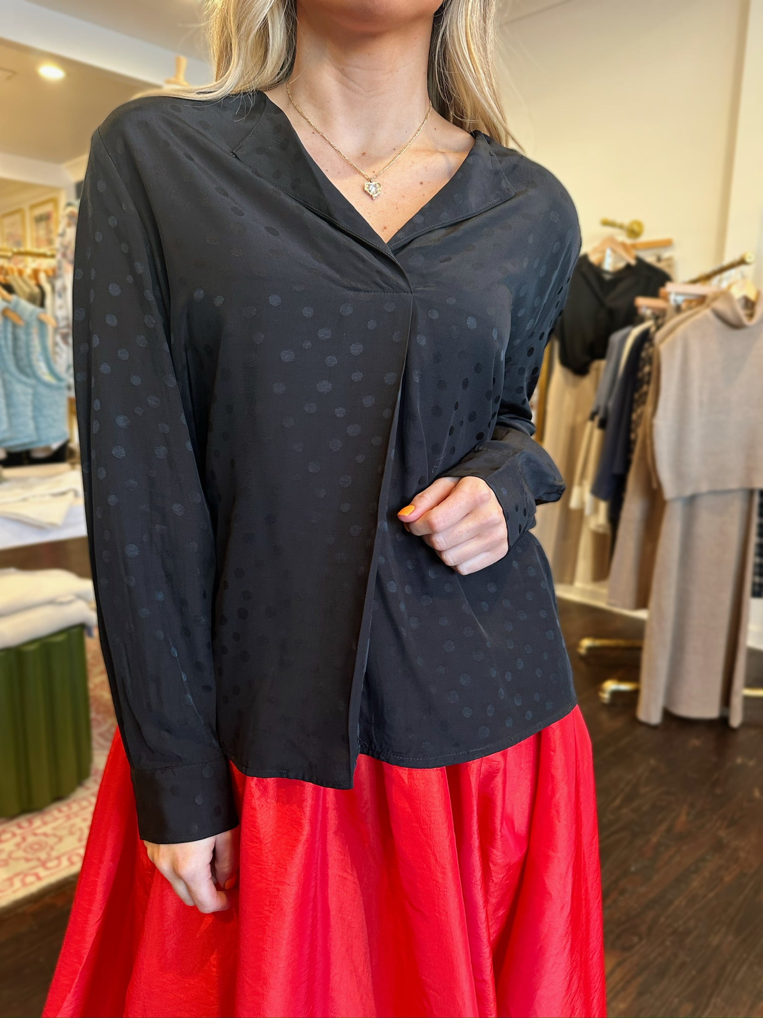 liverpool long sleeve popover in black dot