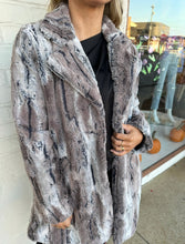 Load image into Gallery viewer, ivy jane faux mountain fox coat in pewter