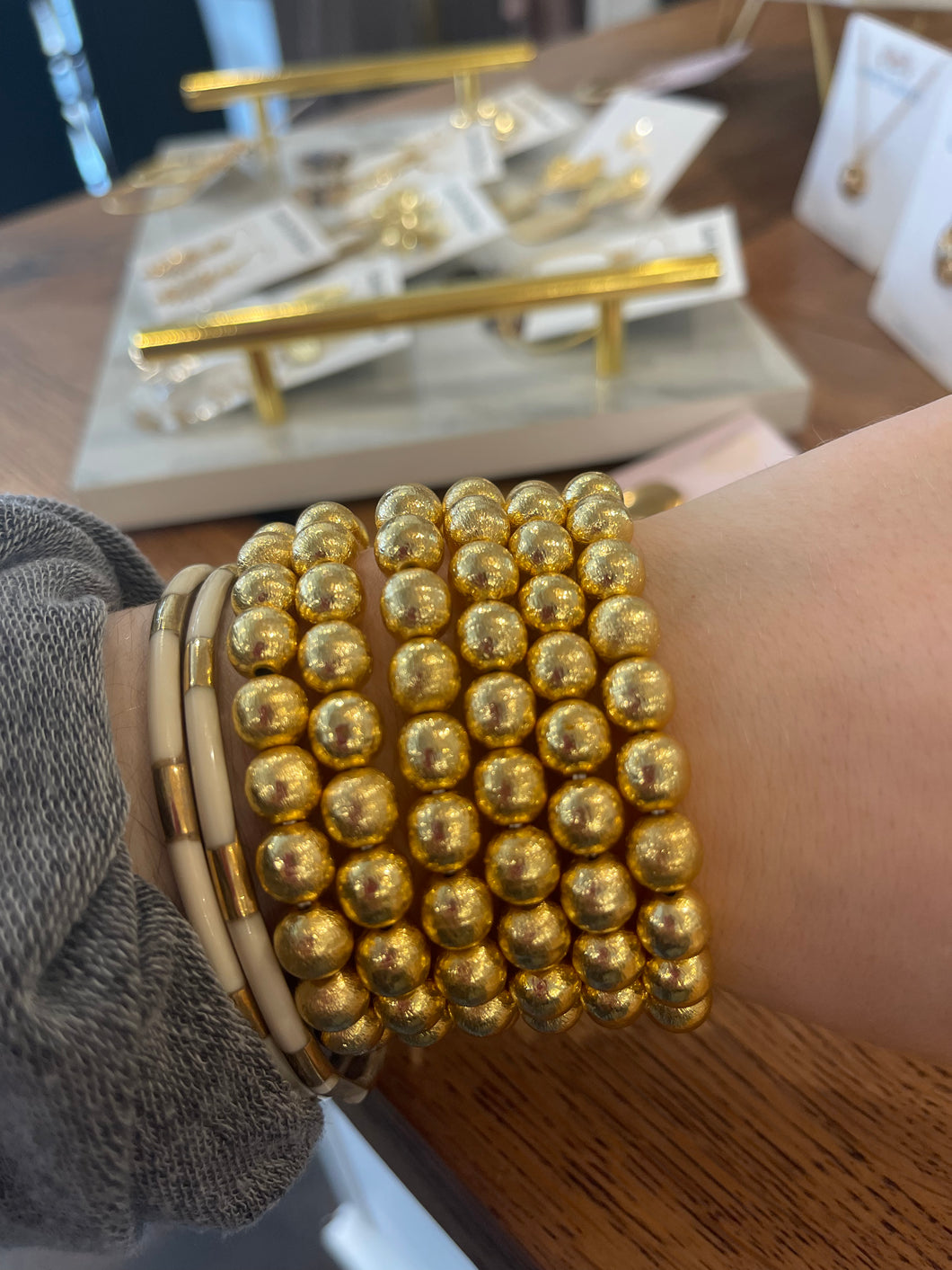 LoveAO Gold Beaded Bracelet - Medium