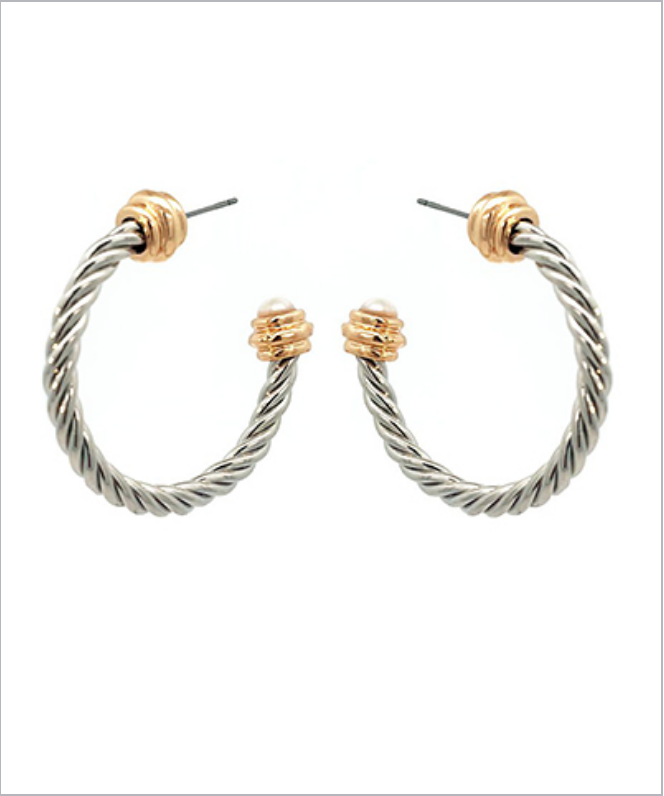 yurmie earrings in pearl accent