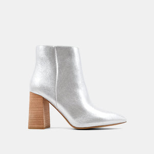 shu shop veronica boot in silver