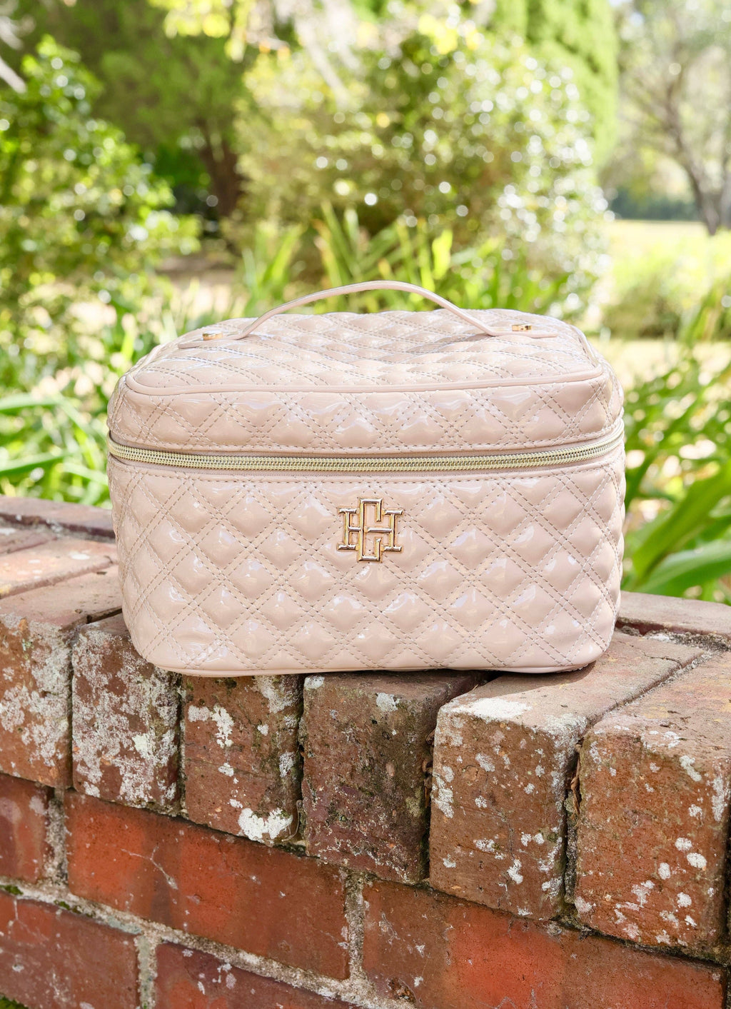 Caroline Hill Hampton Train Case in Nude Patent