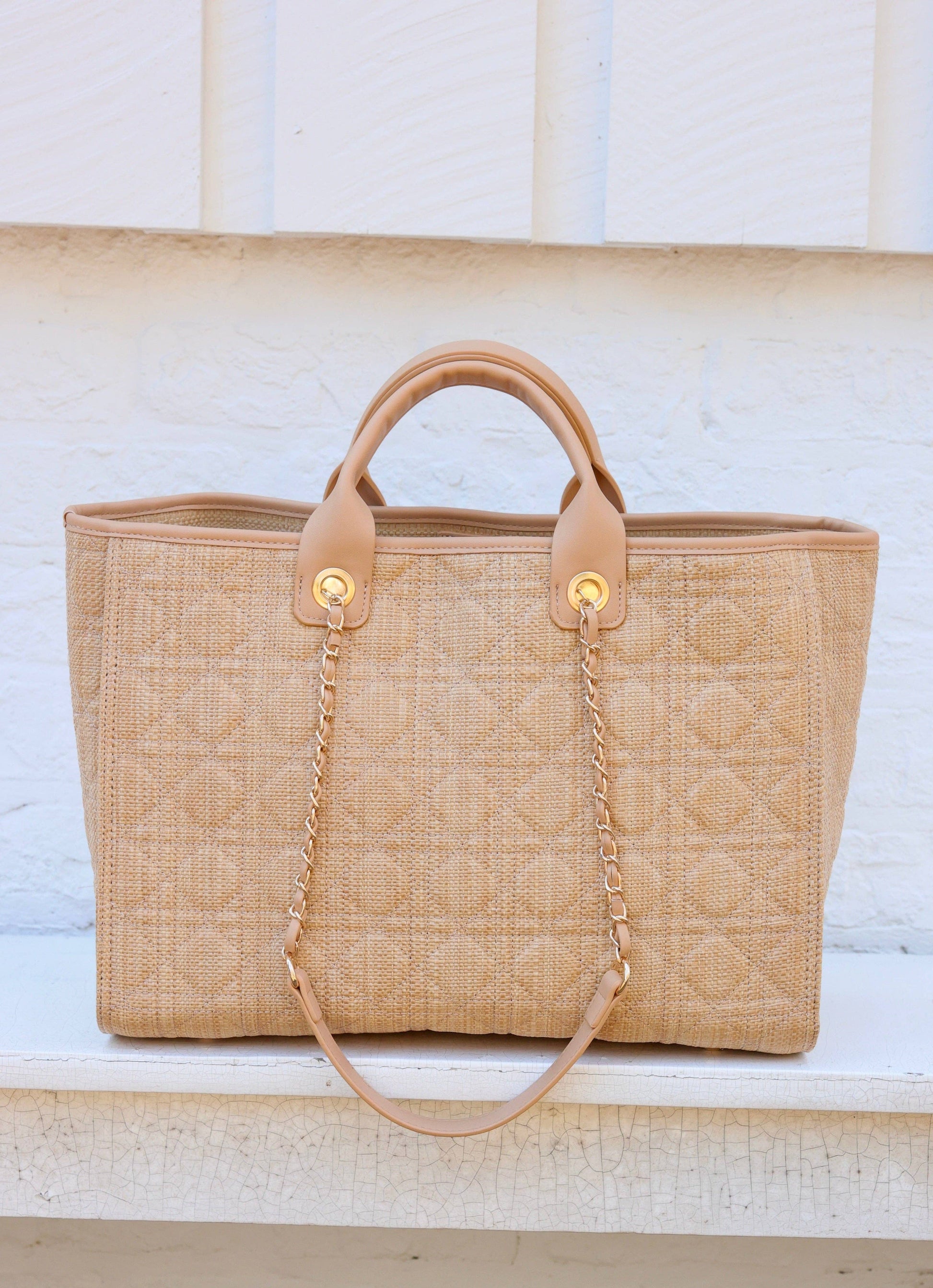 Caroline Hill Melissa Tote Bag in Natural Quilted