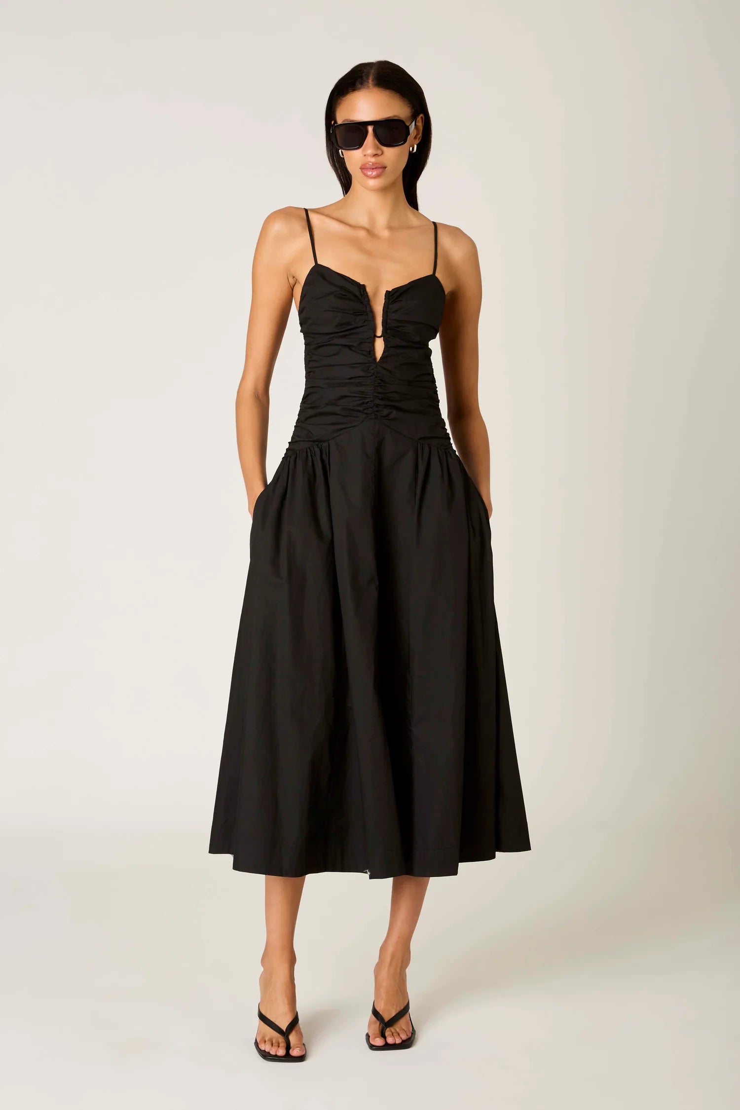 nia sawtelle dress in black
