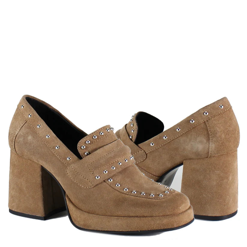 diba true song notes loafer in camel suede