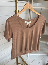 Load image into Gallery viewer, saltwater luxe crew neck tee in chai