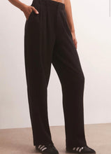 Load image into Gallery viewer, z supply marmont trouser in black