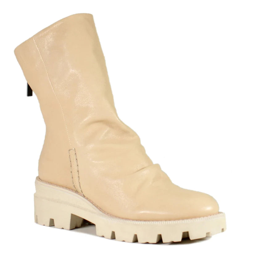 diba true sunny rain boot in beige