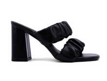 Load image into Gallery viewer, hidilyn heel in black